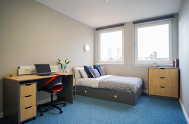 Roxburgh Place, Old Town, Edinburgh - Image 3